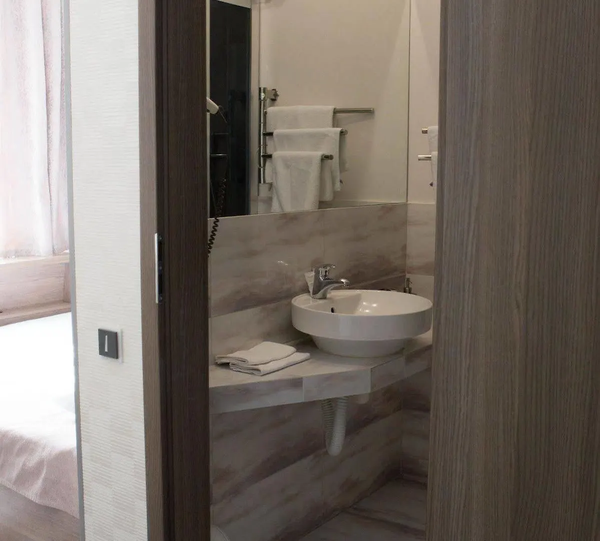 Hotel Elegant Kiev Ukraine