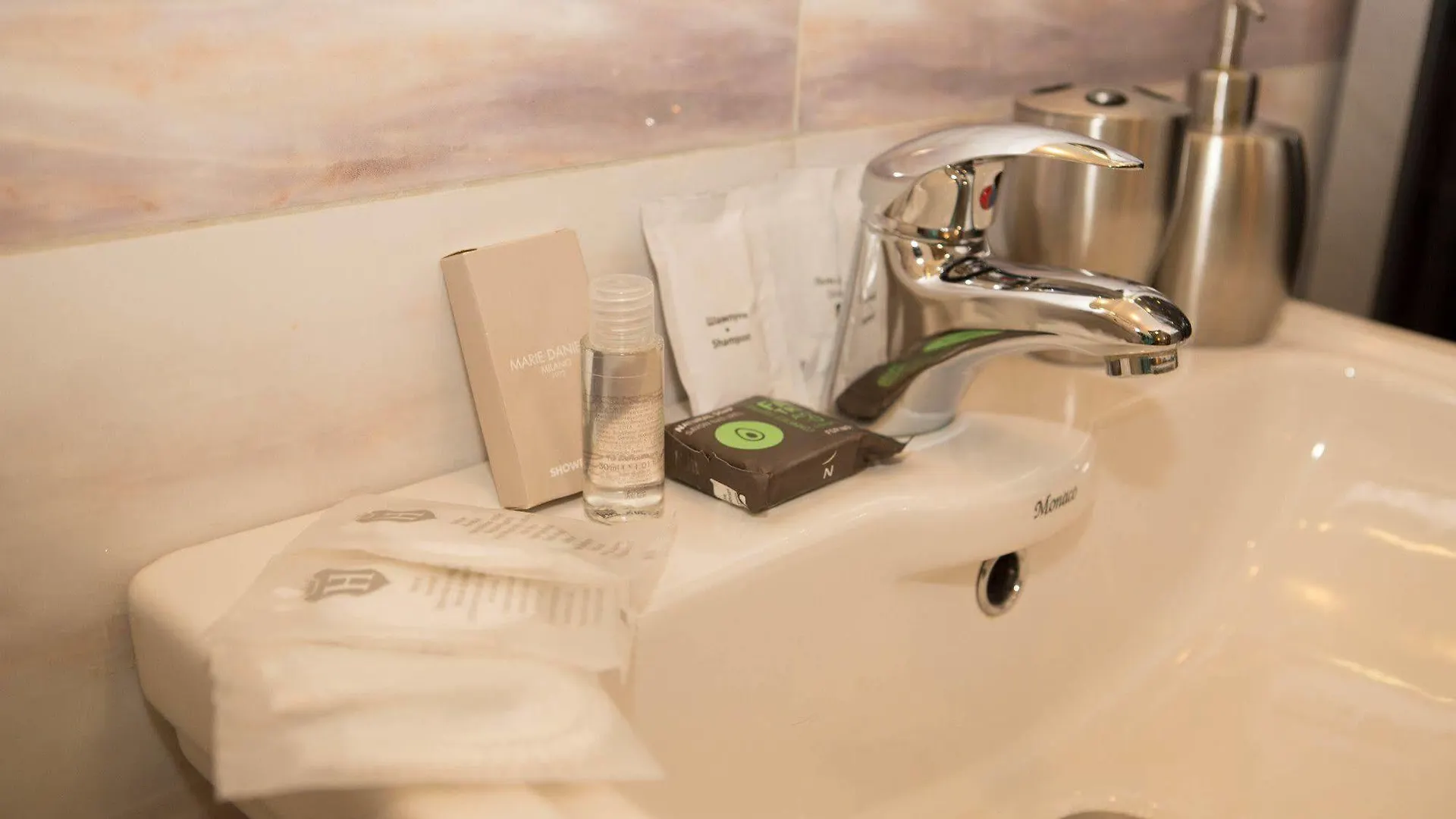 Hotel Elegant Kiev  Kyiv