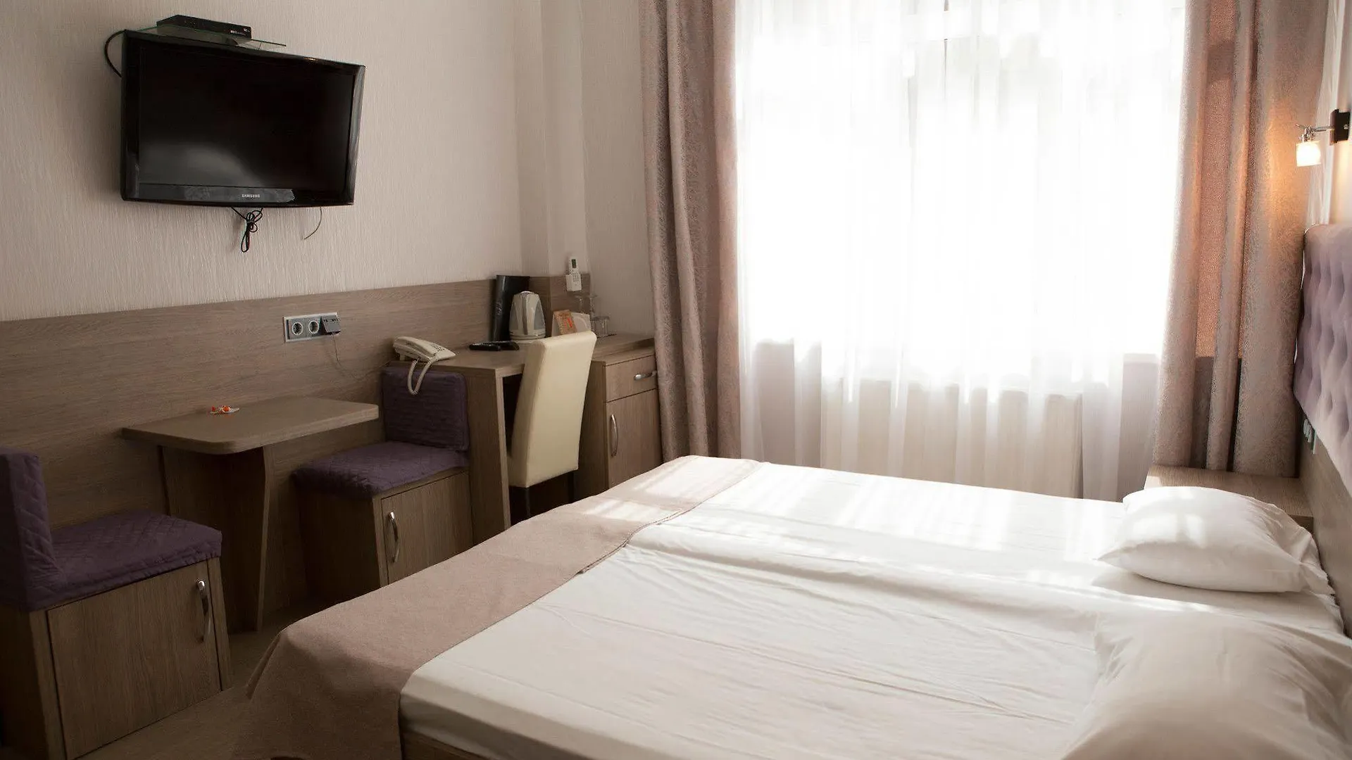 Hotel Elegant Kiev Ukraine